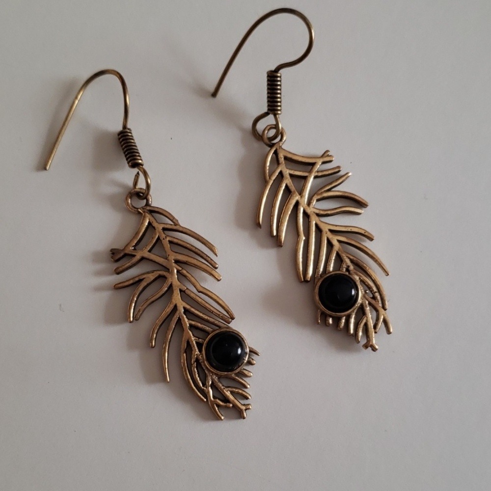 ✴Feather and Stone Earrings